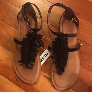 Old navy black fringe sandals